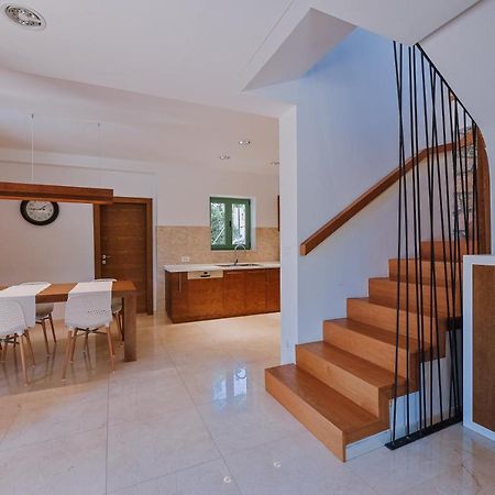 Vila Stala Malinska Ngoại thất bức ảnh