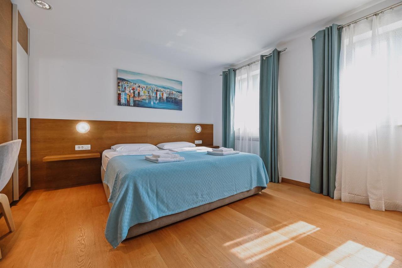 Vila Stala Malinska Ngoại thất bức ảnh