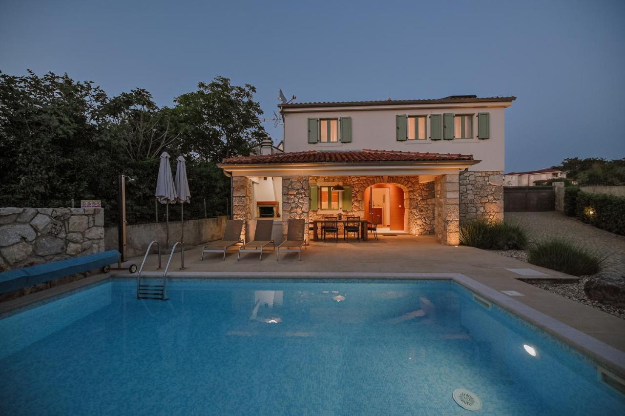 Vila Stala Malinska Ngoại thất bức ảnh