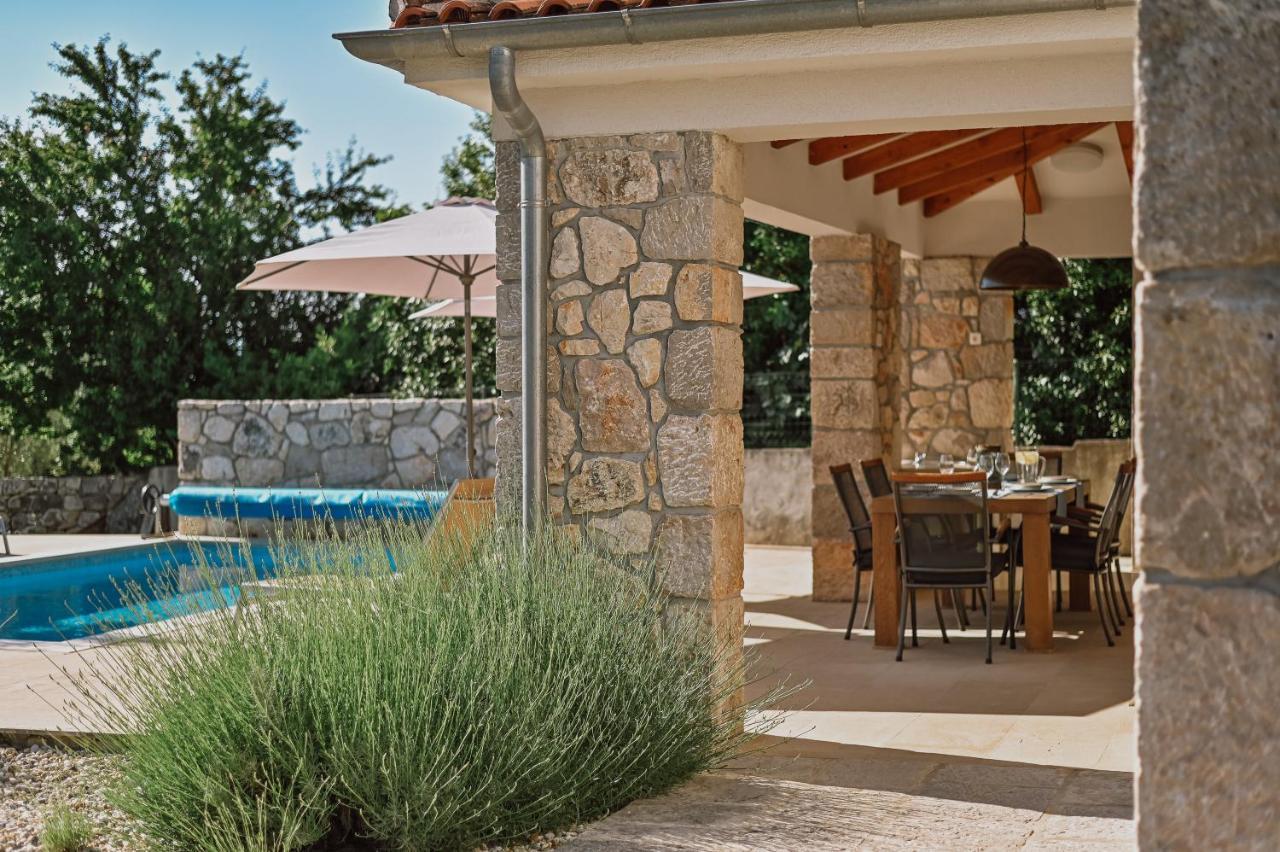 Vila Stala Malinska Ngoại thất bức ảnh
