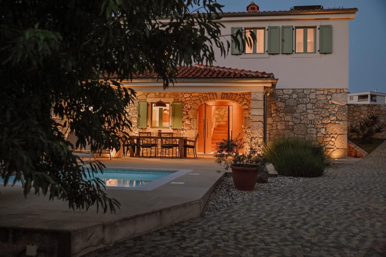 Vila Stala Malinska Ngoại thất bức ảnh